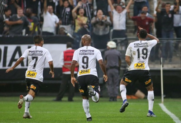 corinthians-esta-classificado-para-a-proxima_h8