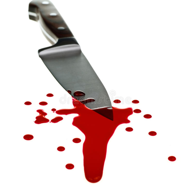 faca-com-sangue-10085157