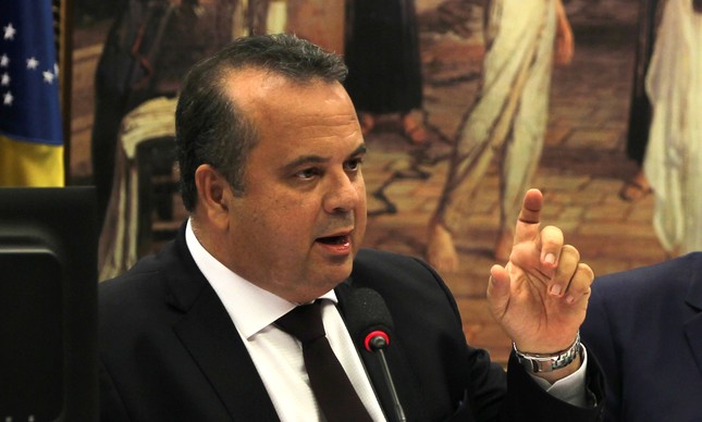 67018932_bsb_-_brasilia_-_brasil_-_25-04-2017_-_ec_-_o_relator_deputado_rogerio_marinho_psdb-rn