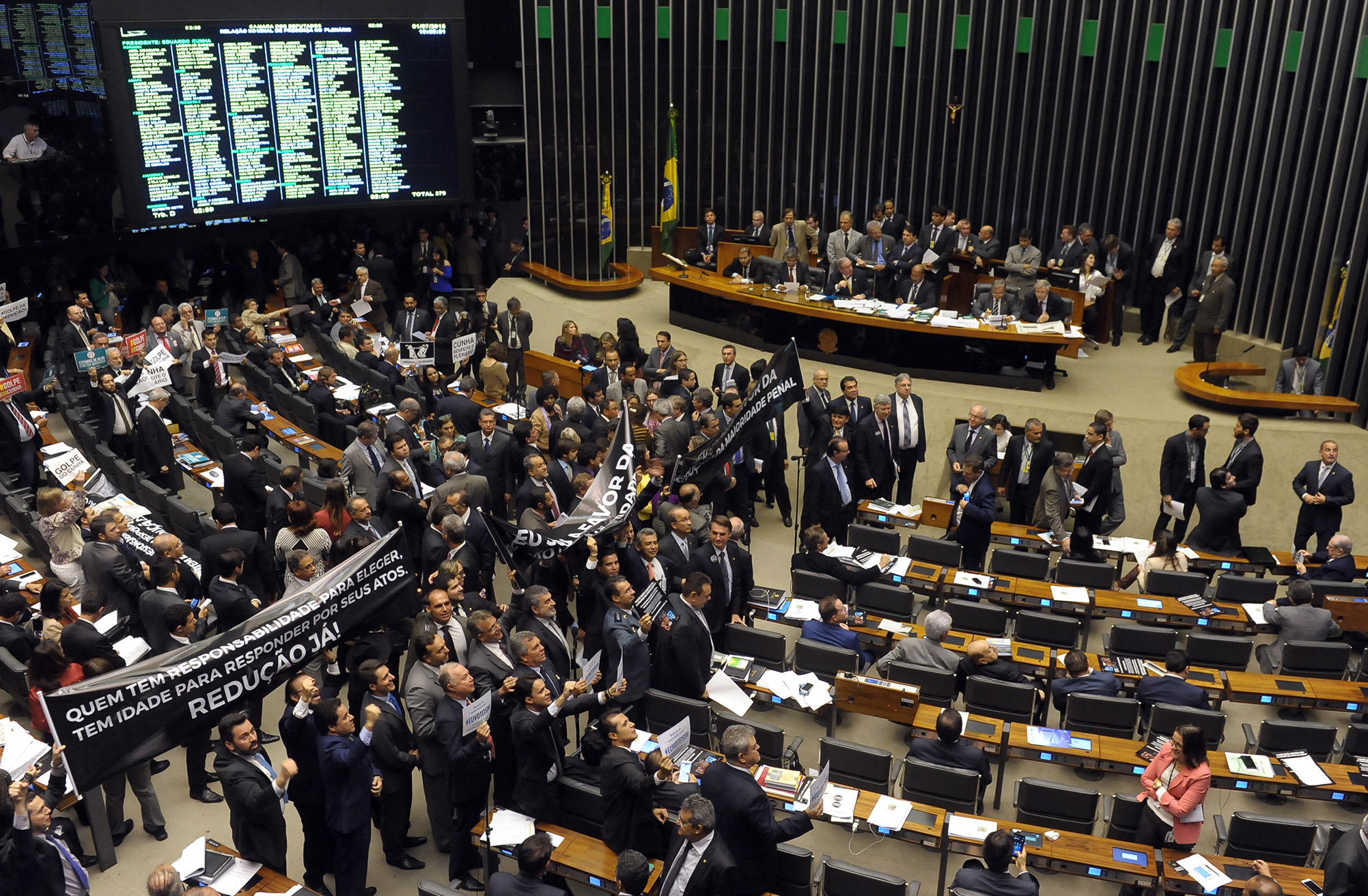 img201512221638185989877