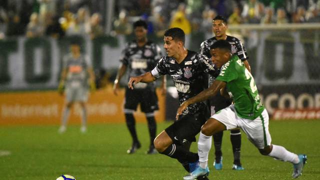 agi20191002052_A8oHXfH