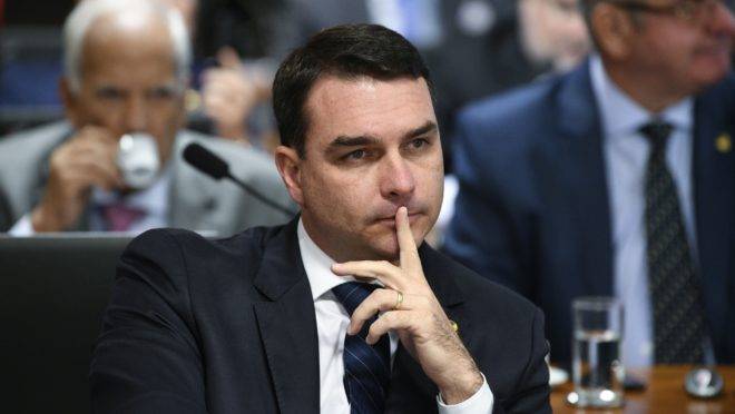 flavio-bolsonaro-660x372
