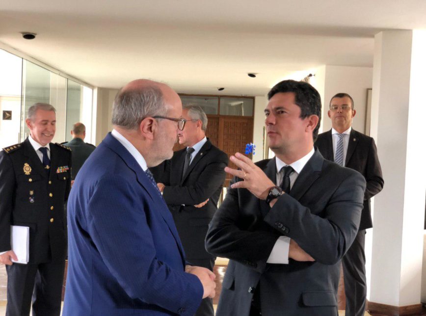 moro-868x644