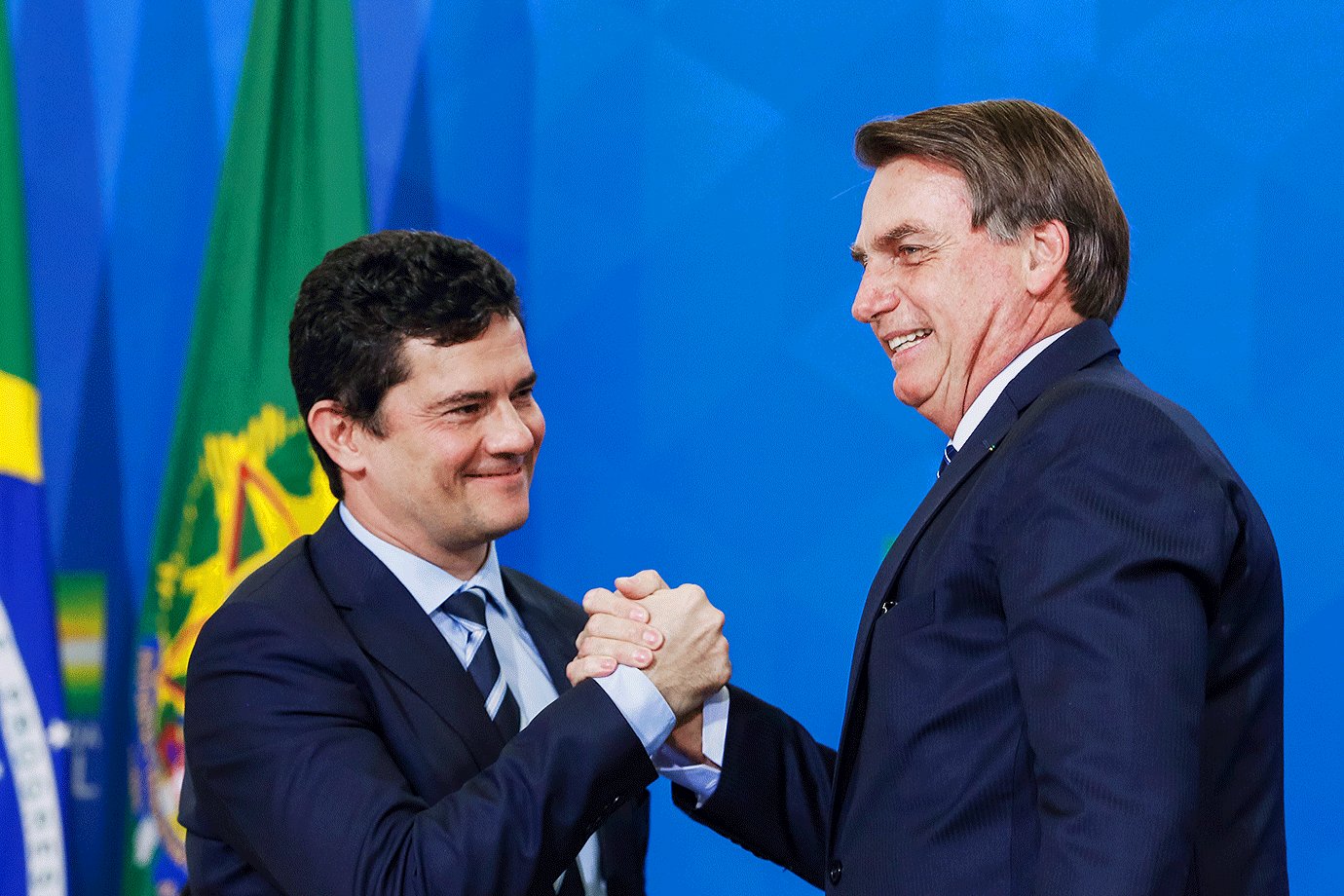 Carolina-Antunes moro x bolsonarao