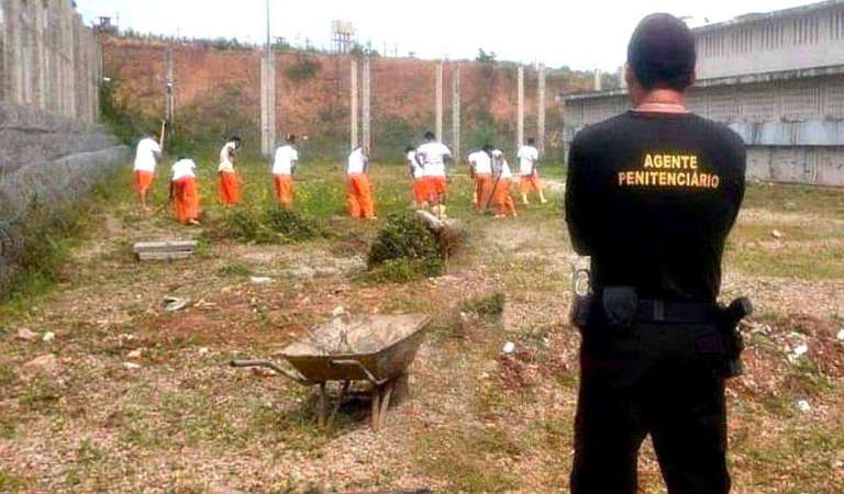 agente penitenciario