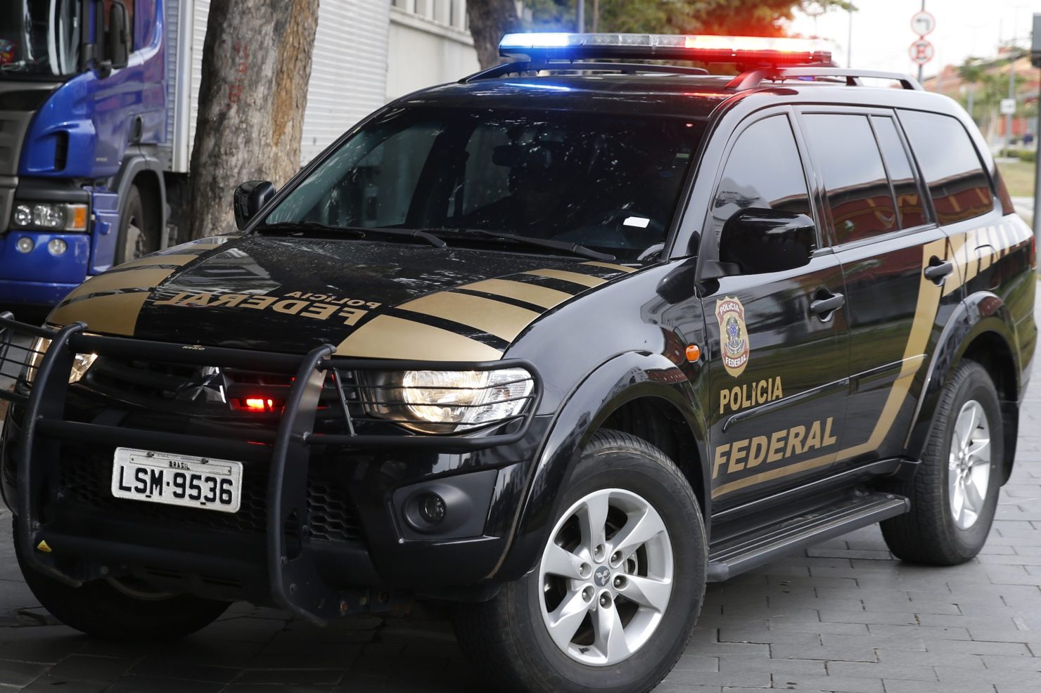 PF FAZ OPERAÇAO