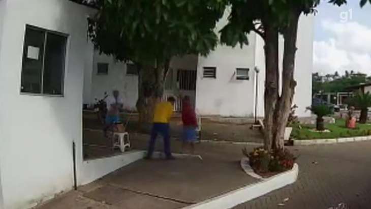 morador tiros al