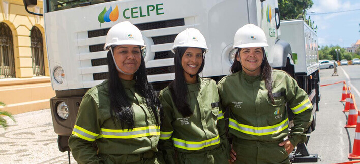 mulher eletricistas-celpe