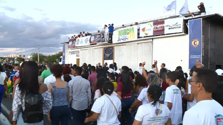 marcha para jesus caminhão