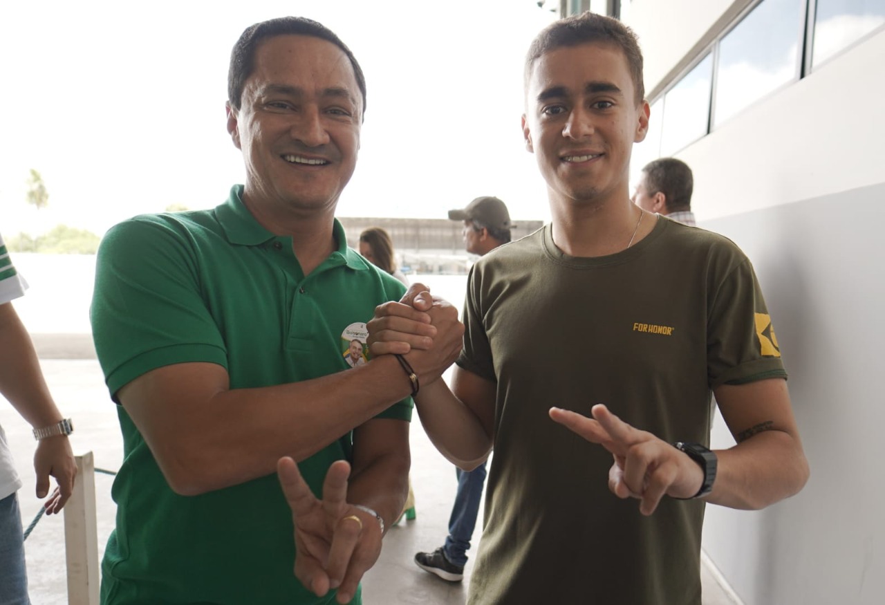 andre ferreira e nikolas ferreira