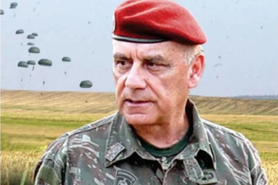 general boina vermerlha